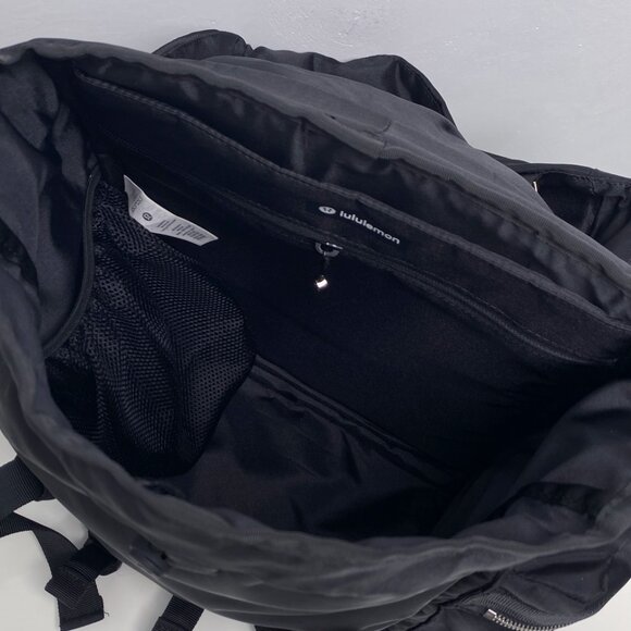Lululemon Wunderlust Backpack Mini 14L Utility Classic Travel Colour Black main image 4